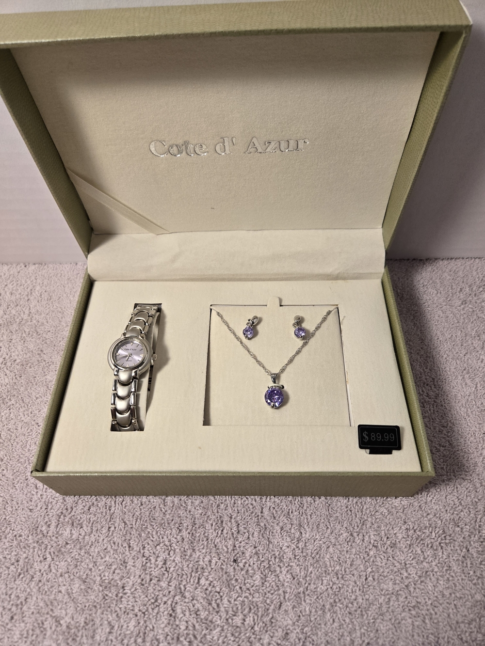 Costume Jewelry Necklace Set